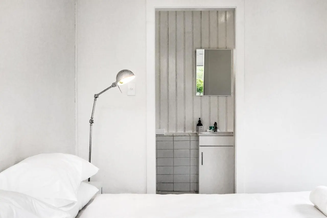 Wategos Surf Shack Hotel Byron Bay Guest house