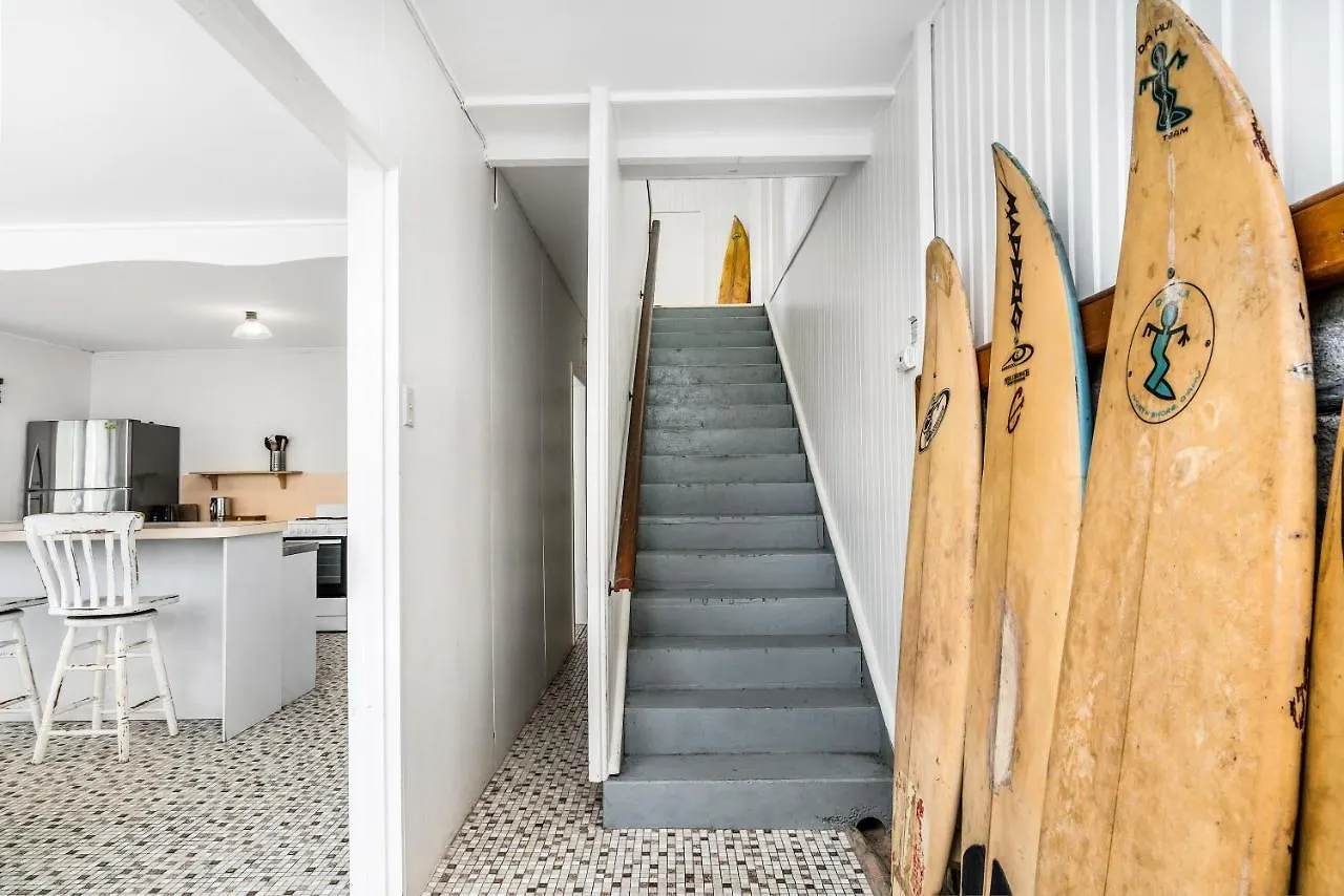 Wategos Surf Shack Hotel Byron Bay Guest house