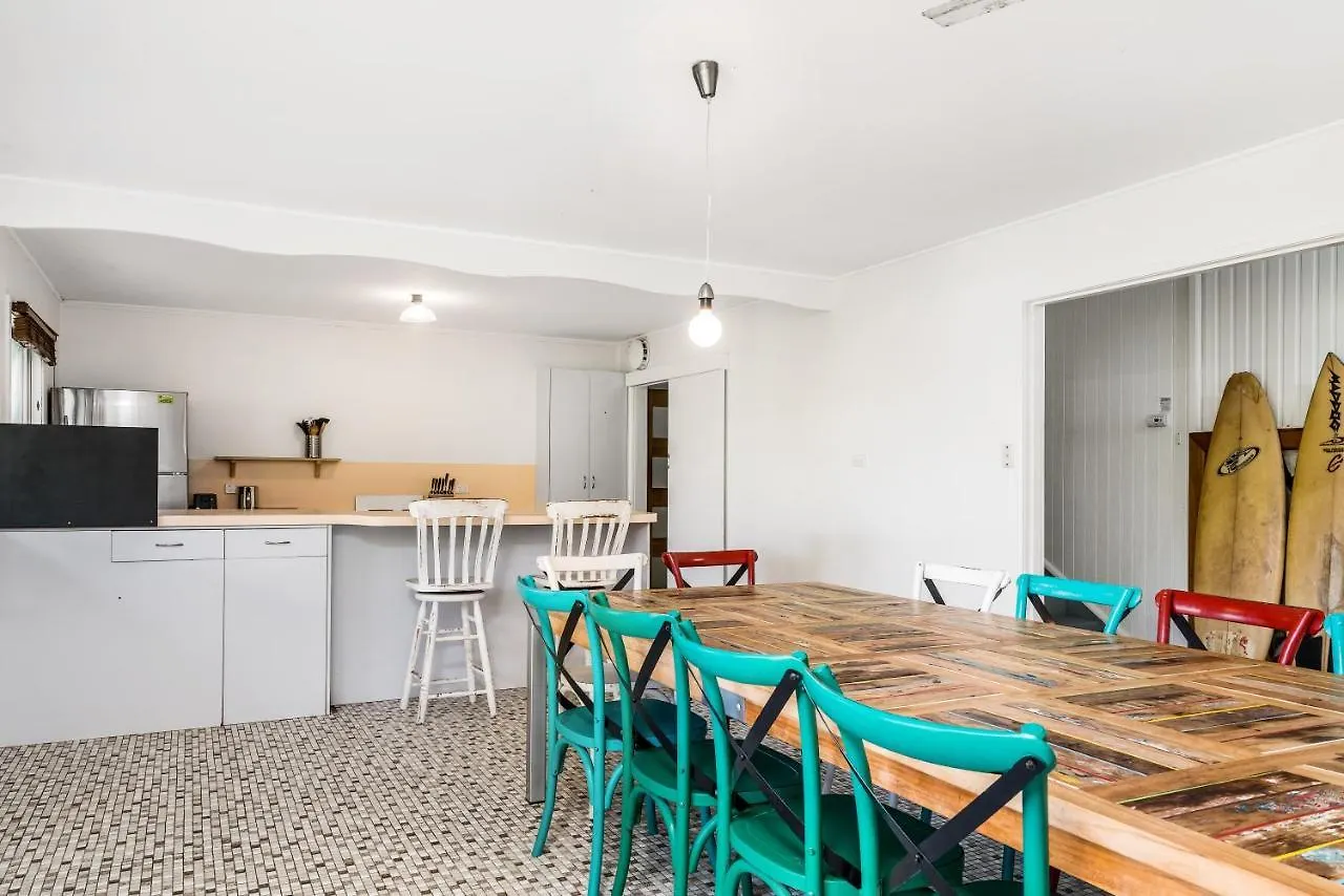 *** Guest house Wategos Surf Shack Hotel Byron Bay Australia